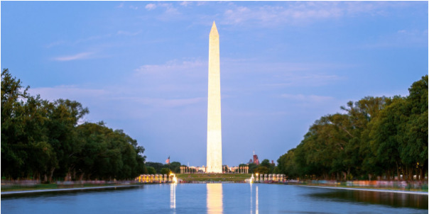 The Washington Monument (Washington, the USA)